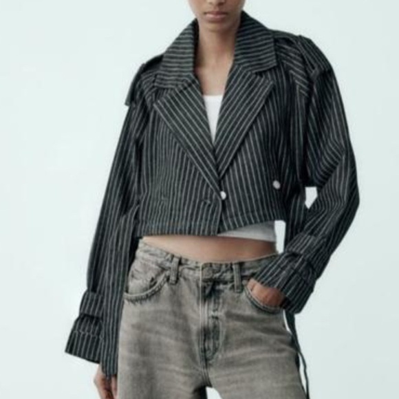 Zara Women’s Cropped Striped Denim Jacket - Size XL - Picture 2 of 12